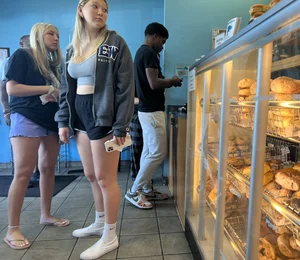 Waiting for bagels  (oc)