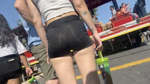First post, outdoor Nike Pro booty OC