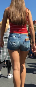 Babes in Short Shorts
