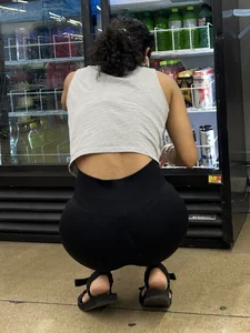 Fit South Indian squatting and shopping (oc)