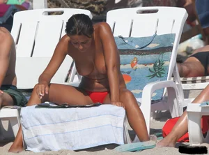 Beach voyeur babes in bikinis, thongs and topless