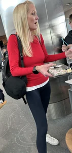 Super cute mom with firm body, great a$$