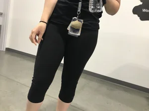 Sexy Amazon employee in leggings with a nice ass