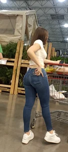Tight jeans with a small waist with a perfect ass 10/10 [OC]