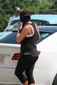 Candid girls in leggings and tights
