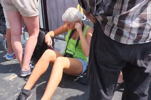 Silver-Haired Photographer Milf in Denim Shorts Street Candid Photos