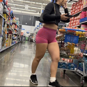 Amazing latina bubble butt pink Shorts(MEGA DROP)