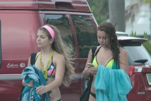 Deerfield Beach girls in bikinis