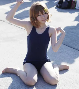 Sexy Asian girls in Cosplay outfits