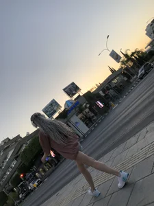 Nice girl in shorts with hot legs street pics