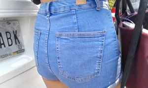 Brunette with a nice booty in shorts