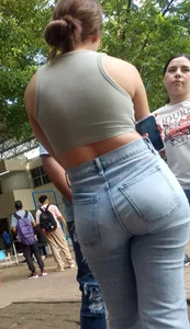 College 18 Years old fit girl with a Big and nice ass [OC]