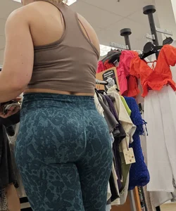 Scrumptious Ass Latina
