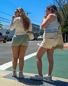 Thicc chick and her friend afternoon stroll w/ tight green yoga shorts