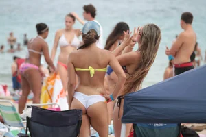 Sexy Florida girls in bikinis