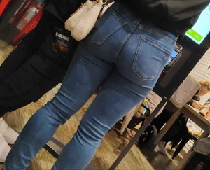 Two cute chicks in tight jeans at kfc and bk