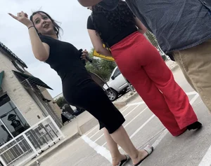 Insane buttcheeks and shape for a girl in college