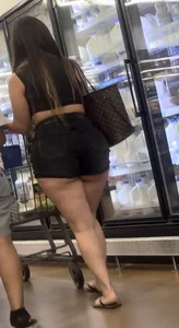 Latina MILF at Walmart