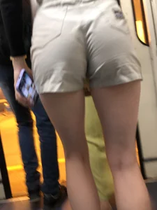 Cute Teen in Shorts, a Top and Sneakers Subway Huge Creepshots Collection