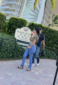 Slim thick Latina milf (oc)