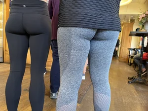 Cute booty in black spandex