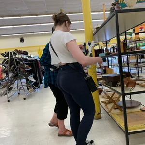 Cutie w/ a booty