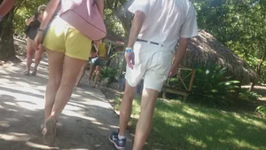 Milf in yellow shorts with vpl and a wedgie