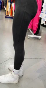 Petite Bubble Booty looking yummy