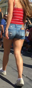 Babes in Short Shorts