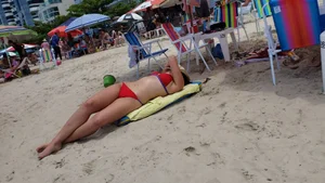 Brazillian beach creepshots, huge gallery of candid girls in swimsuits