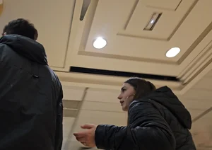 Shiny leather leggings scalator show