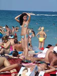 Beach voyeur babes in bikinis, thongs and topless