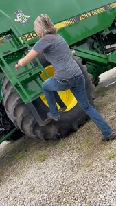 Sexy Farm Milf