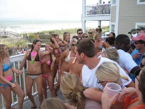 IOP Bikini Contest Drivin N' Cryin Show May 2009