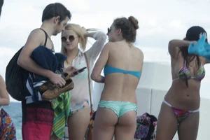 A bunch of hot bikini babes at Ft Lauderdale Florida