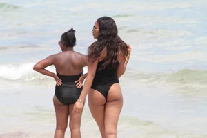 Ebony beach and bikini girls