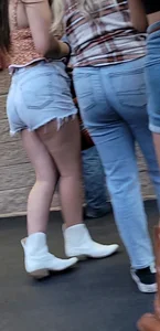 Cowgirls with shorts n jeans