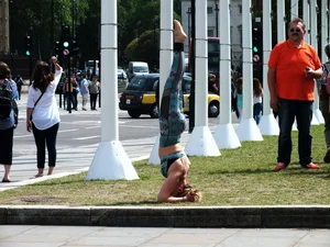 Candid sexy yoga girls