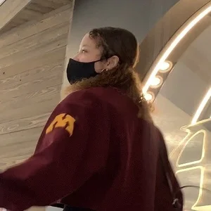 Gorgeous Big Bubble Butt in Leggings - Creepshot Photo Gallery and a Video