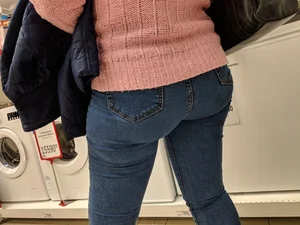 Nice Butt in Tight Jeans Closeup