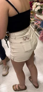 2 brunettes in shorts