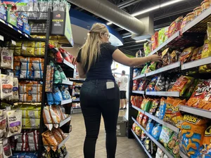 Big booty blonde baddie