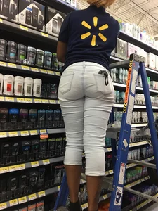 Walmart ebony employee in white jeans with a nice ass