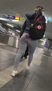 Brunette in tight jeans got suspicious