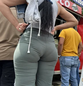 Mature Fit Thick Round Pear Phat Ass Bubble Booty VPL