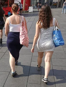 BBW in this tight dress