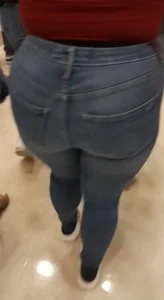Phat booty in jeans closeups at the store