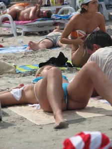 Candid beach and bikini babes