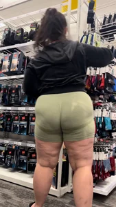 BBW with cheeks