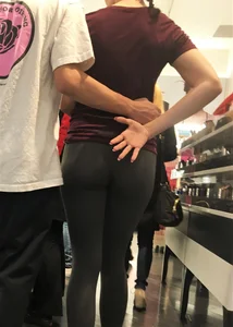 Hot employee at Sephora with an incredible ass